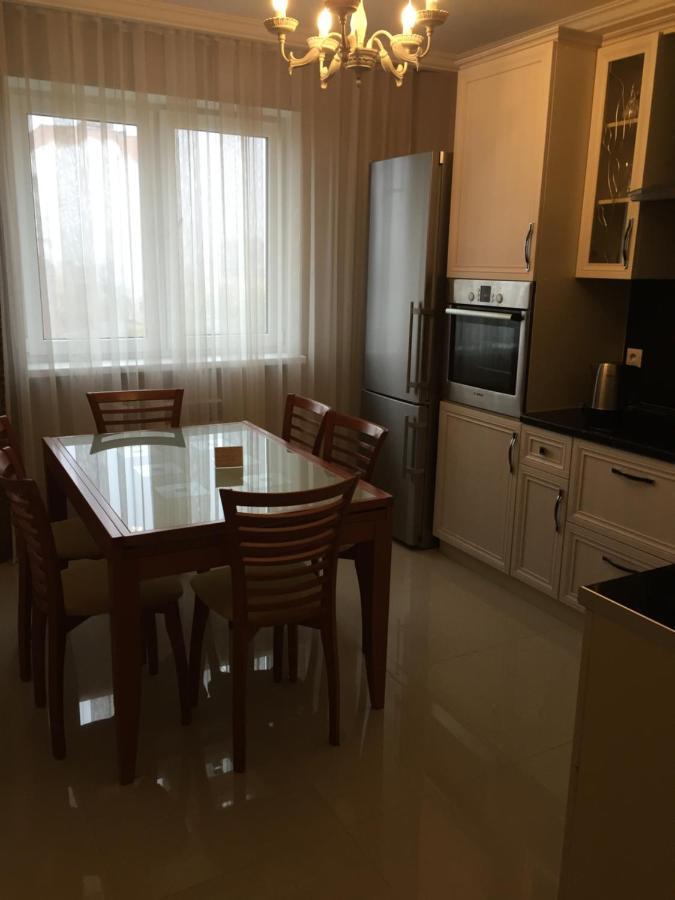 רוסטוב און דון Apartment On Khalturinskiy 206 V/106 מראה חיצוני תמונה